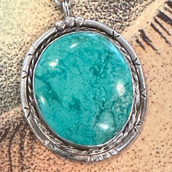 Huge Vintage Old Pawn Sterling Silver and Turquoise Oval Pendant Necklace - Picture 5 of 5